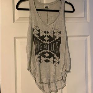 Old navy graphic tank